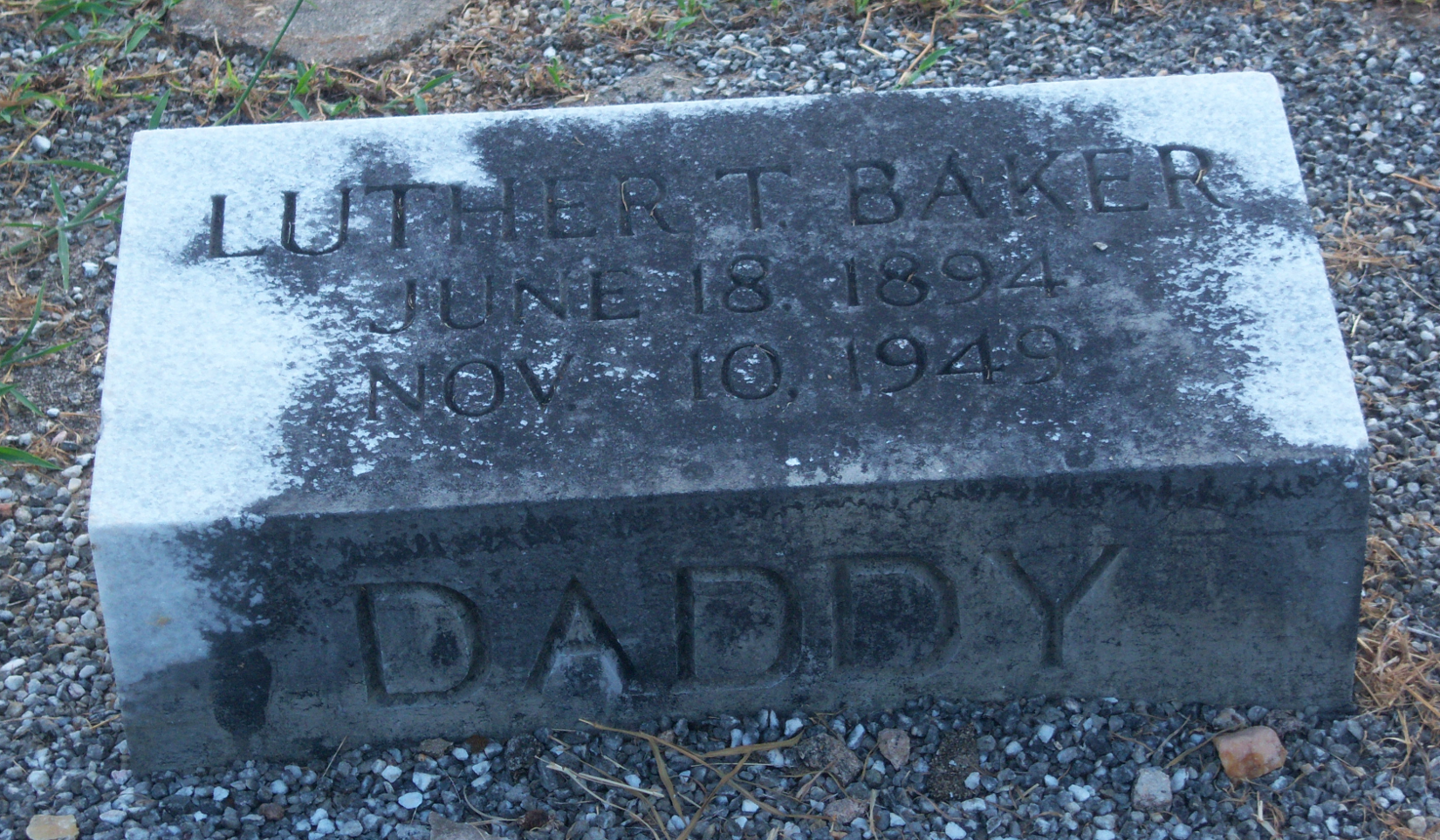 LutherTroupBaker gravestone